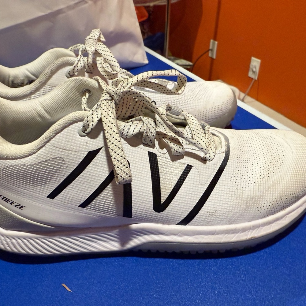 New Balance Men's FreezeLX V4 Turf Lacrosse Shoe 👟